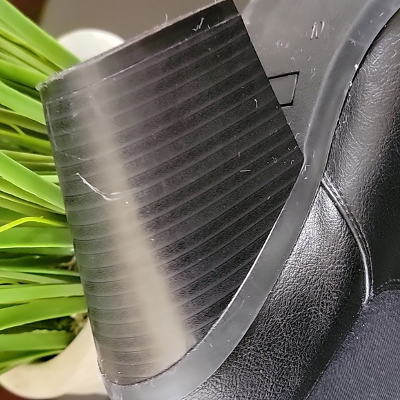 SHE & IN Stacked Heel black pull on booties Faux leather size 10 - Picture 8 of 10